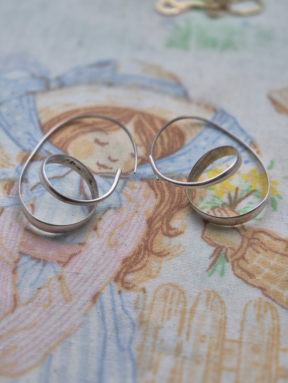 🌙Sterling Silver Spiral Wrap 3D Ribbon Earrings